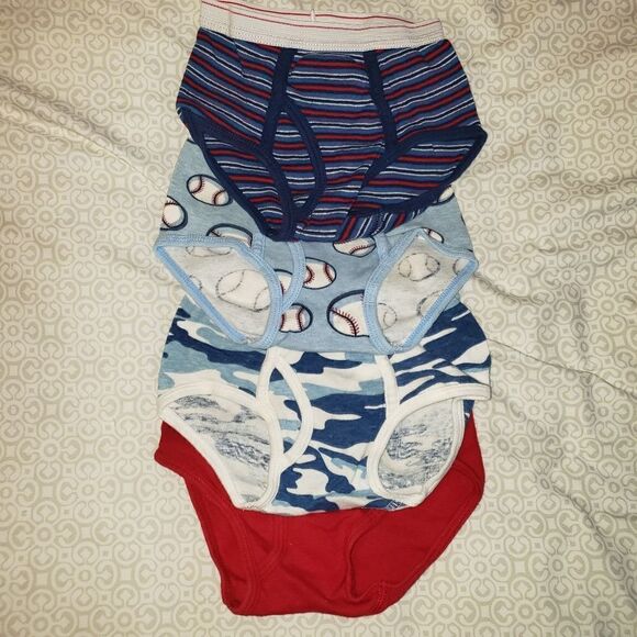2T-3T BOYS UNDERWEAR  - Picture 1 of 2